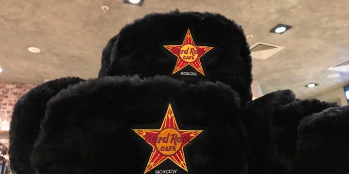 Berburu Merchandise Hard Rock di Moscow Rusia